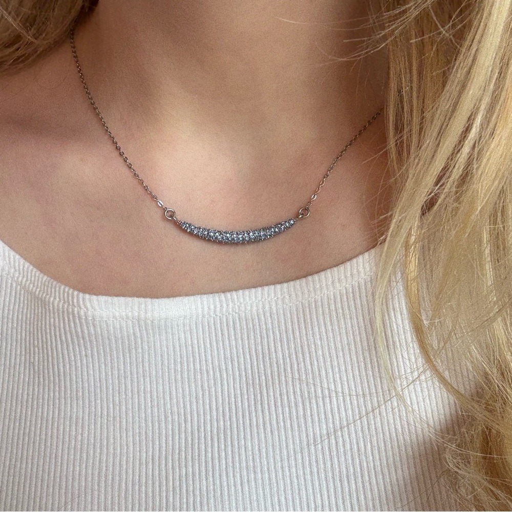 Lia Sophia blue crystal necklace